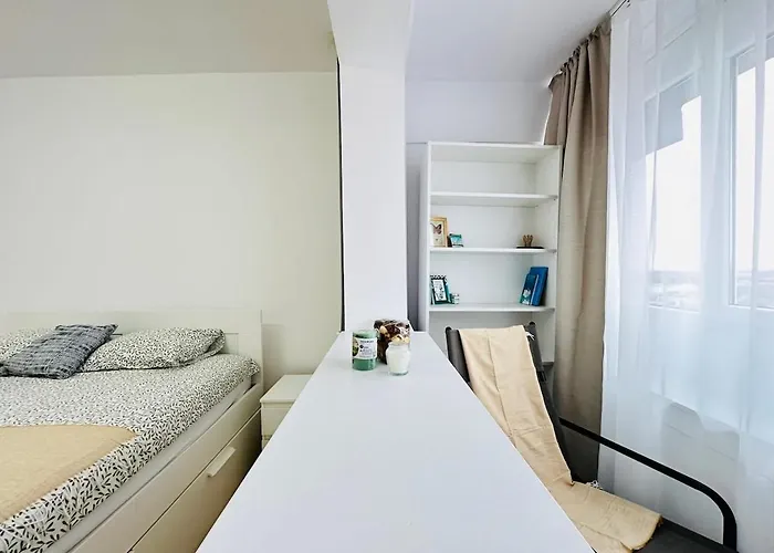 Deluxe Quiet Family Oasis Apartment Timişoara