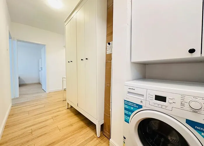 Apartment Deluxe Quiet Family Oasis *