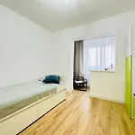 Deluxe Quiet Family Oasis *