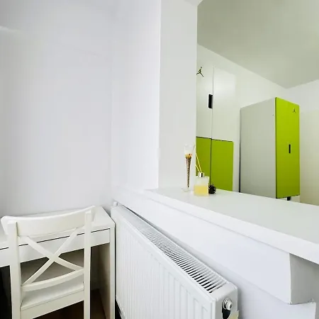 Deluxe Quiet Family Oasis